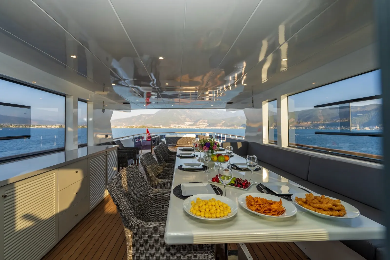 Albatros Explorer sailing in Fethiye