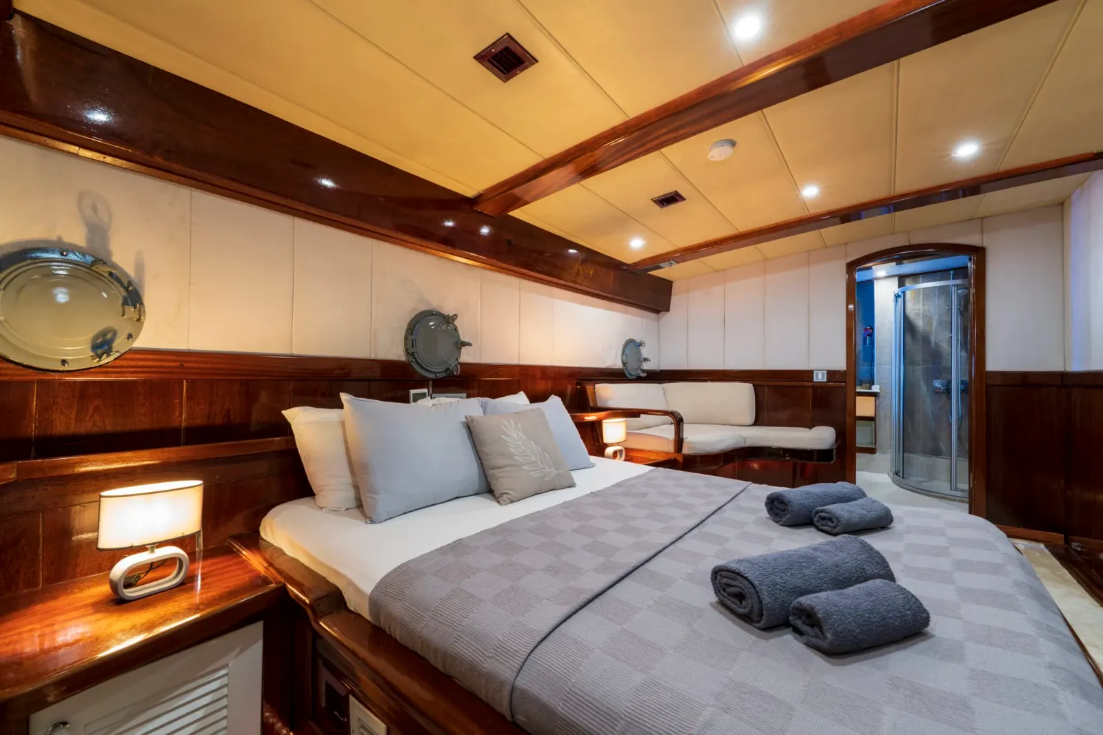 Nautilus sailing in Fethiye