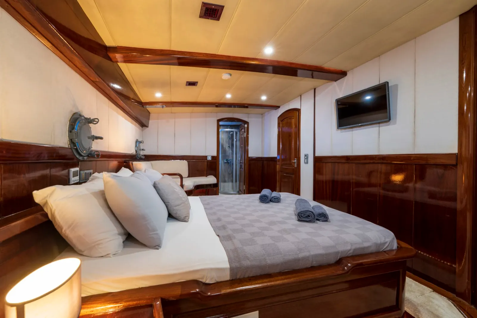 Nautilus sailing in Fethiye