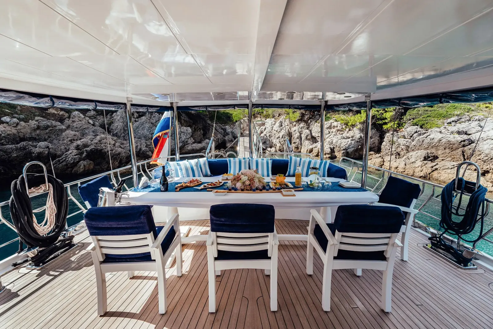 Maske sailing in Split