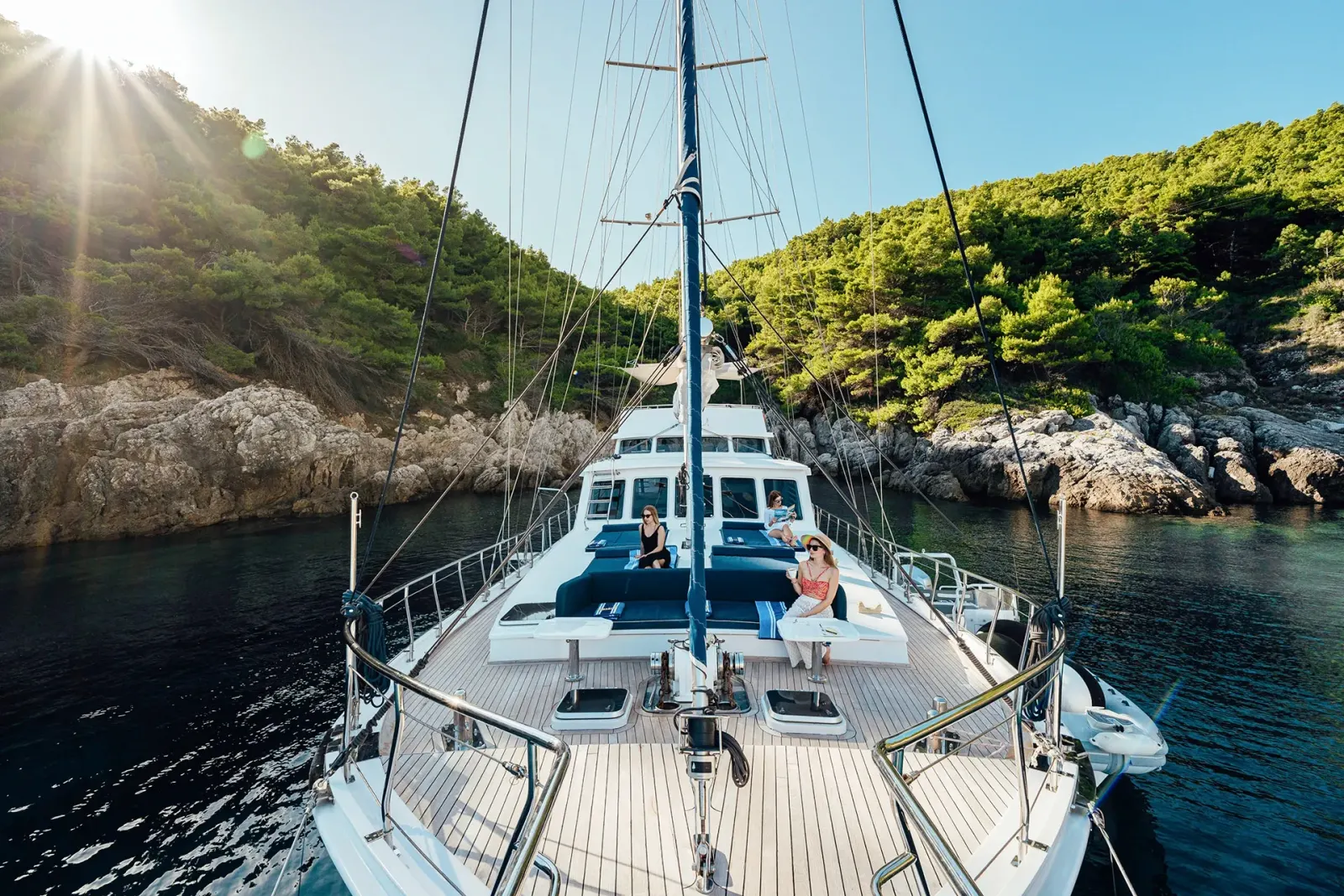 Maske sailing in Split