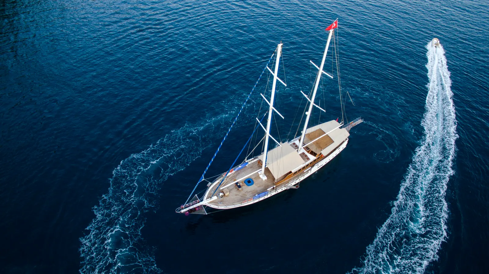 Kayhan 8 sailing in Fethiye