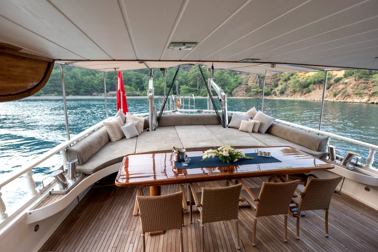 Kayhan 8 sailing in Fethiye