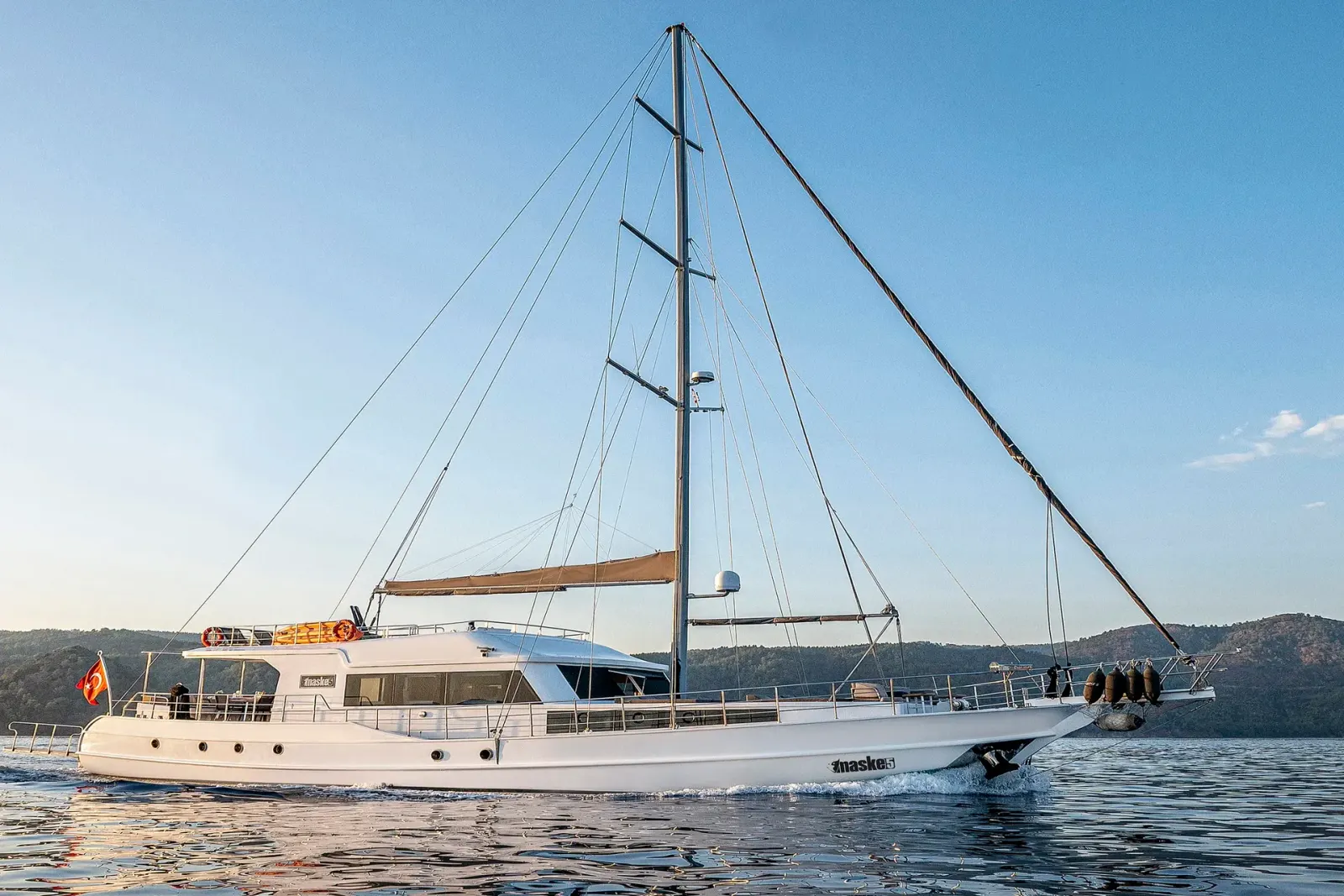 Maske 5 sailing in Fethiye