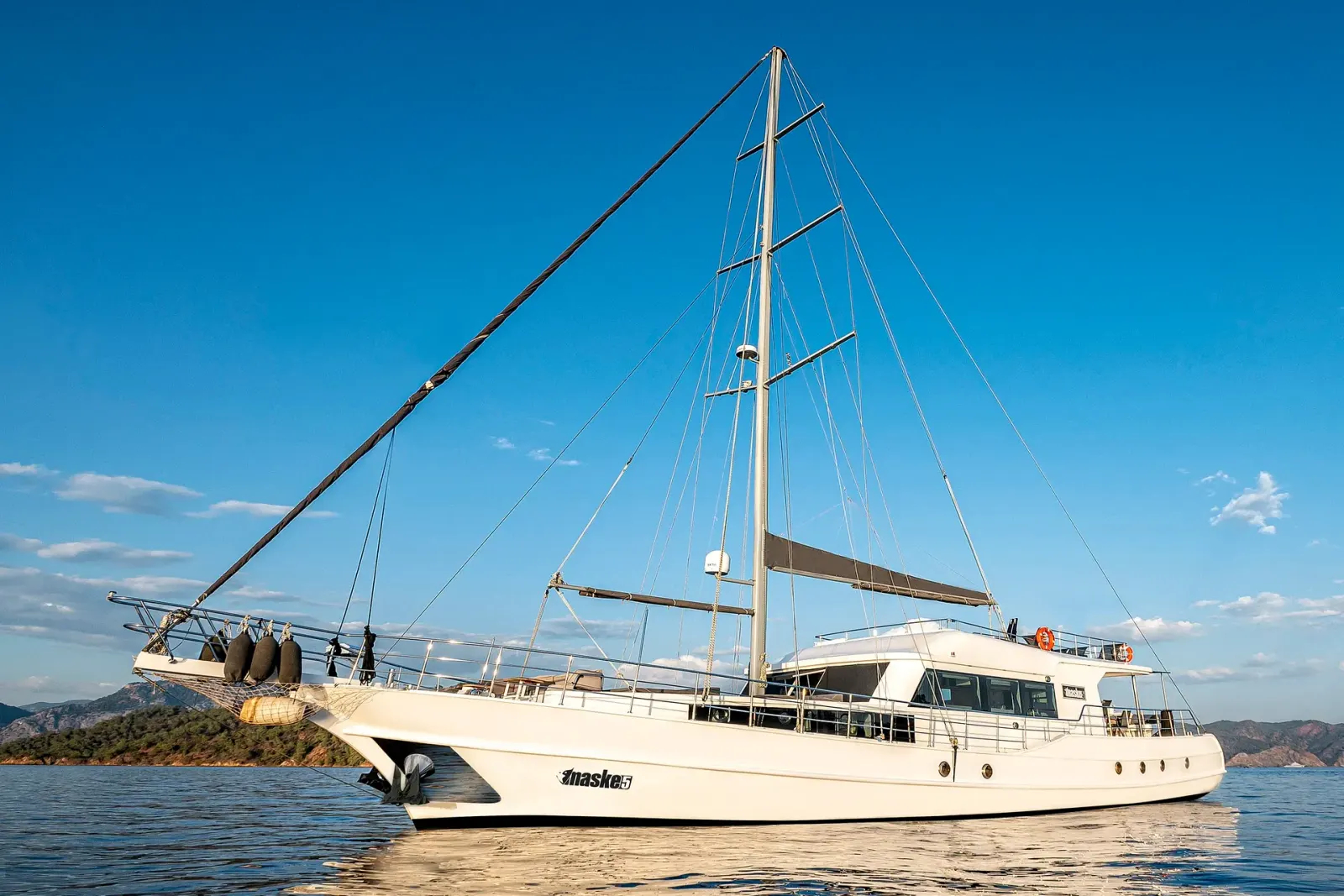 Maske 5 sailing in Fethiye