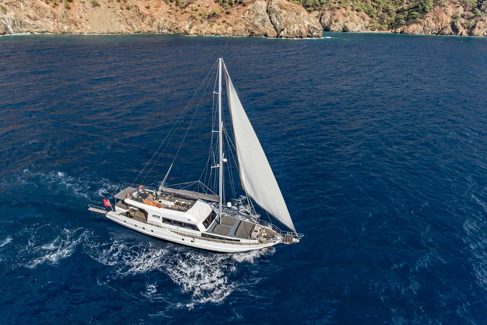 Maske 5 sailing in Fethiye