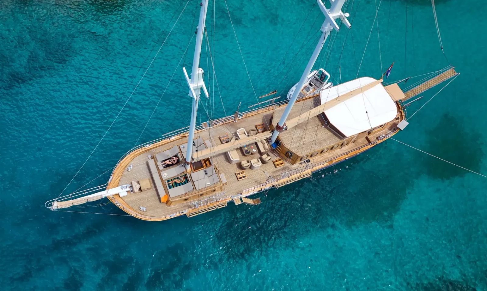 Libra sailing in Split
