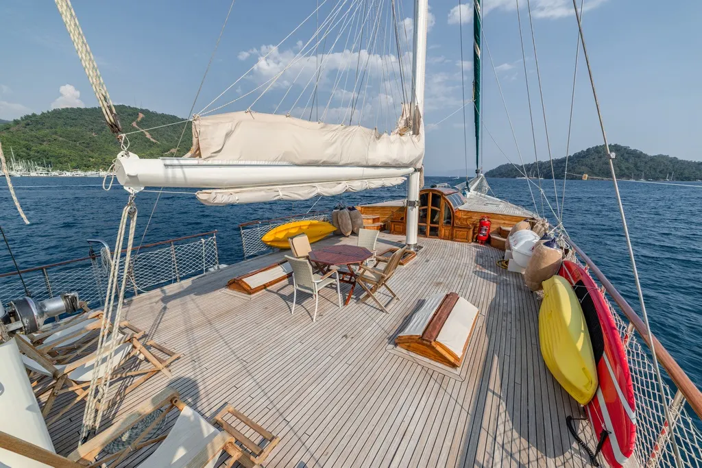 Amazon Solo sailing in Göcek