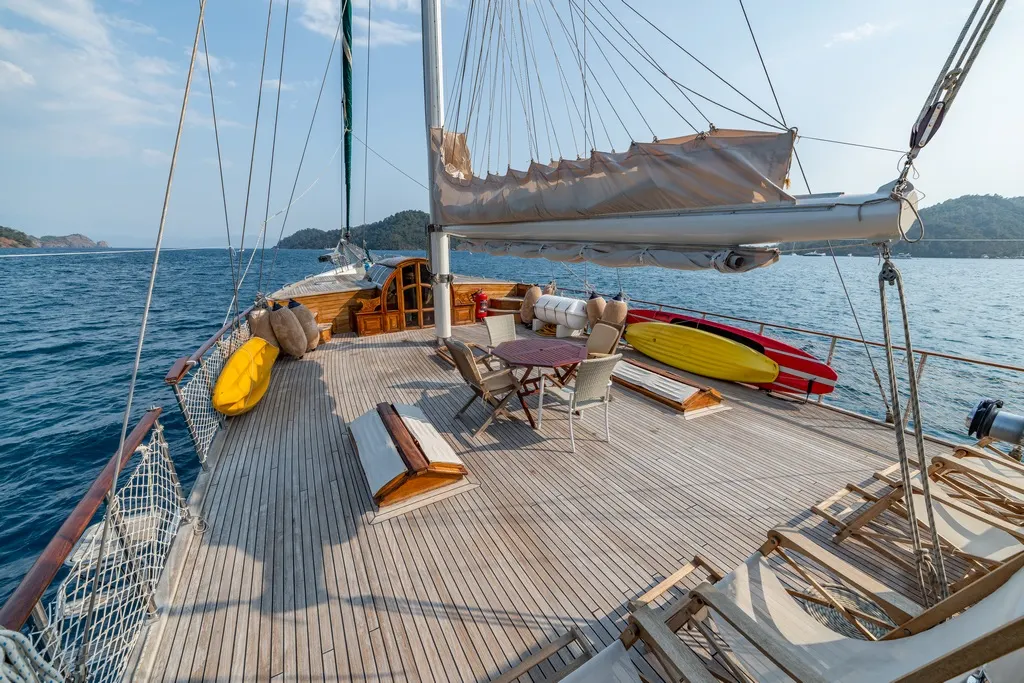 Amazon Solo sailing in Göcek