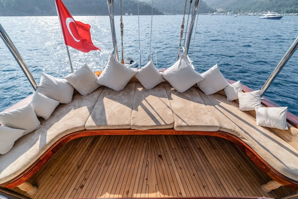 Amazon Solo sailing in Göcek