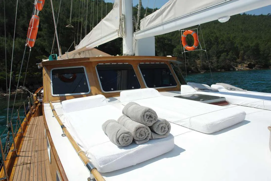 Miramare sailing in Göcek