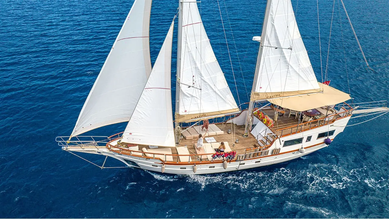 Castiel sailing in Bodrum
