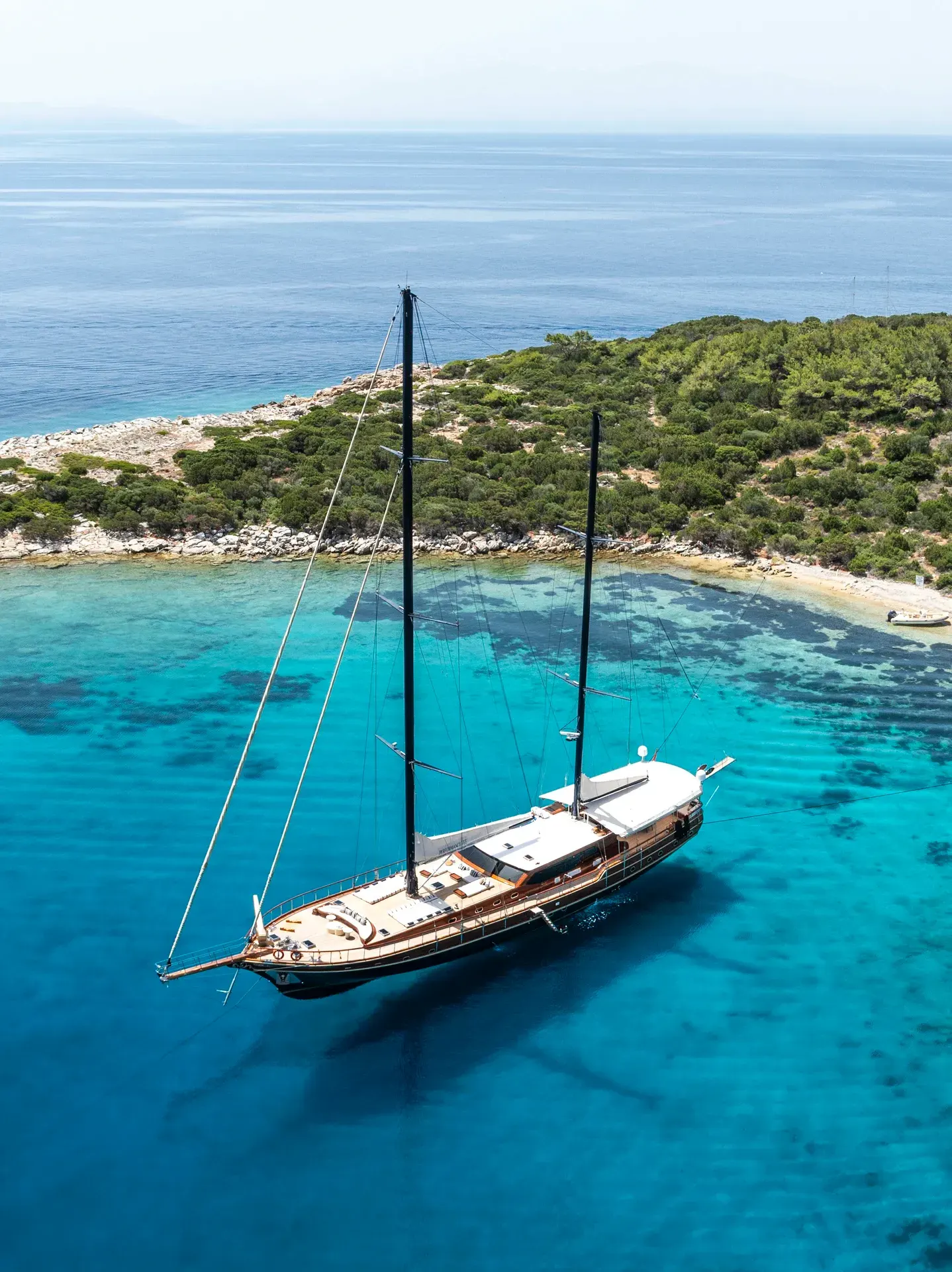 Performance Fee Gulet interior cabin view