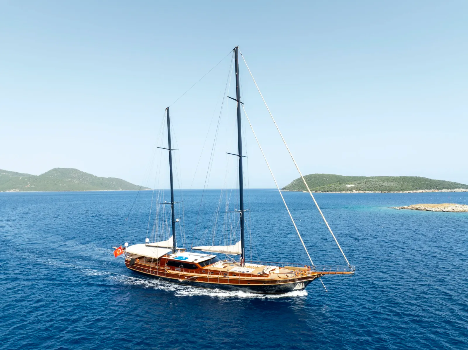 Performance Fee sailing in Bodrum