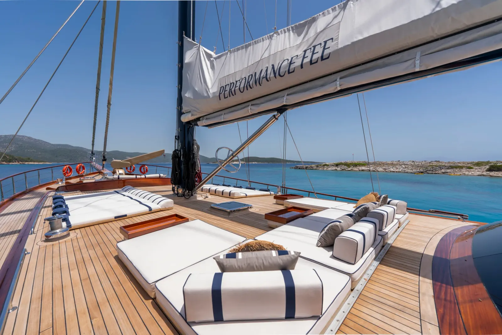 Performance Fee sailing in Bodrum
