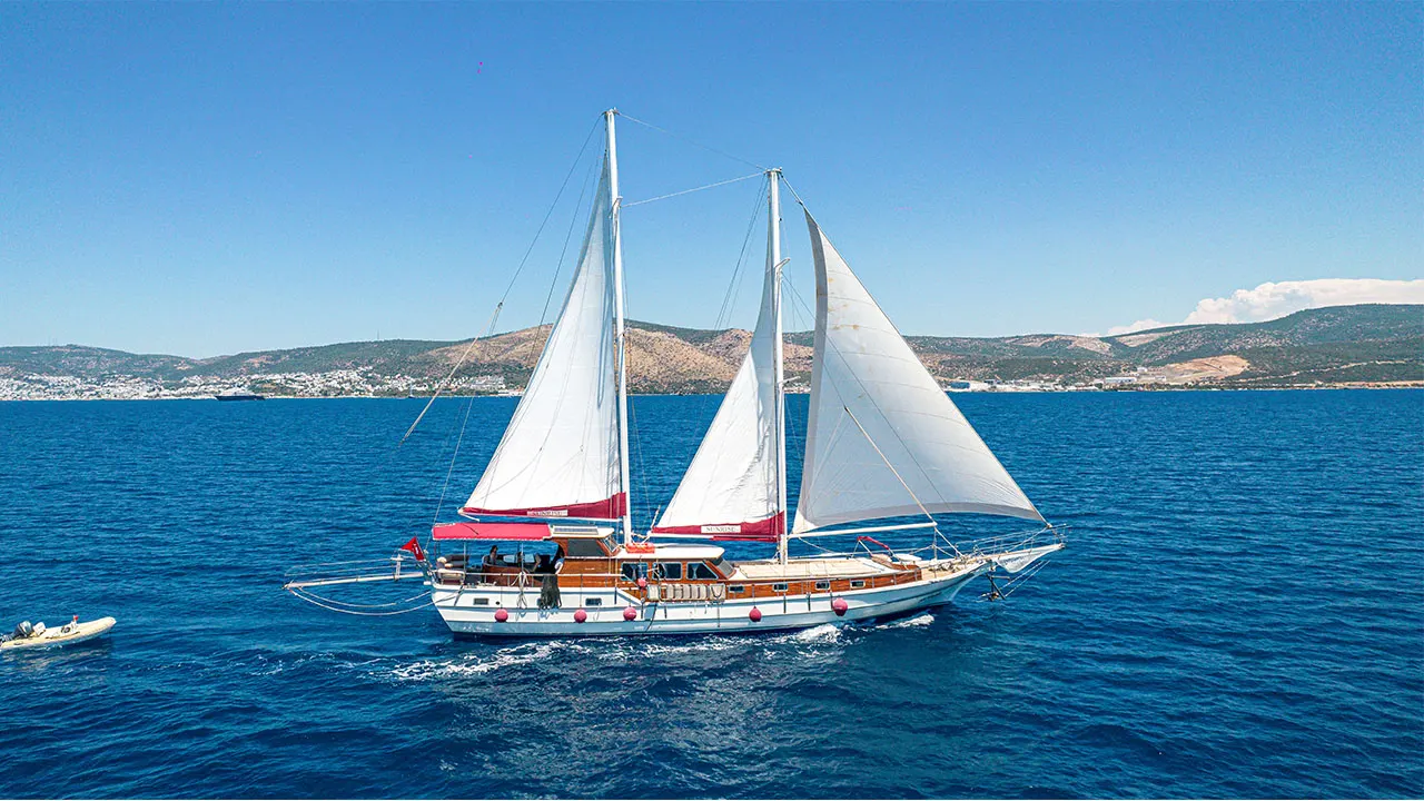 Sunrise sailing in Bodrum