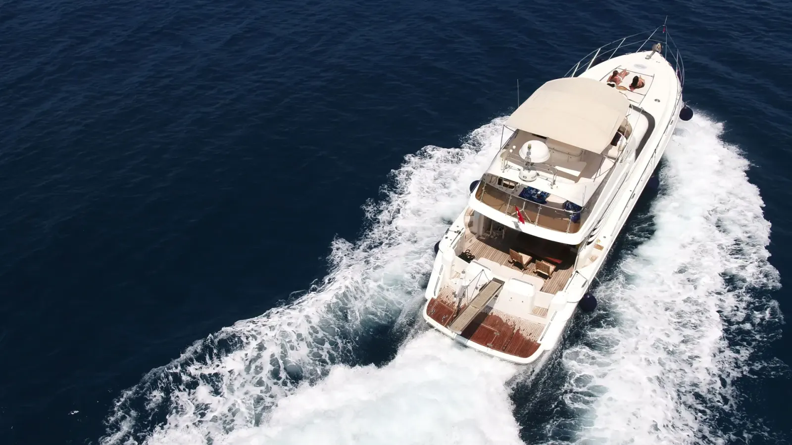 Queen Of Angel Motor Yacht interior cabin view