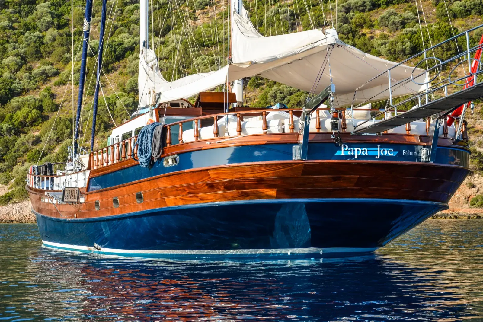 Papa Joe sailing in Bodrum