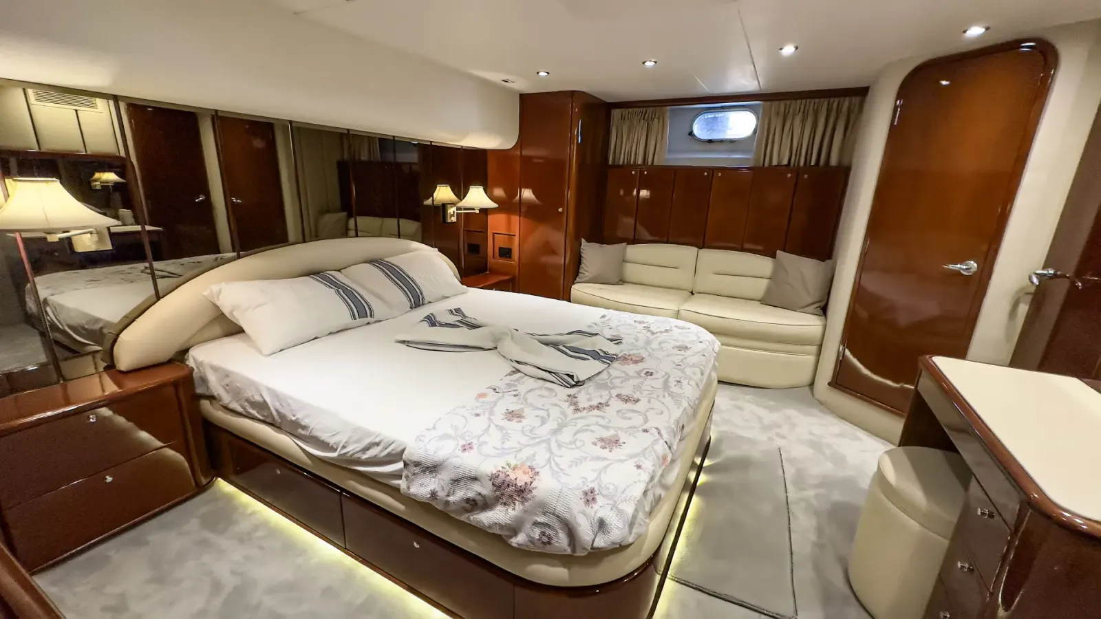 Ibiza sailing in Bodrum