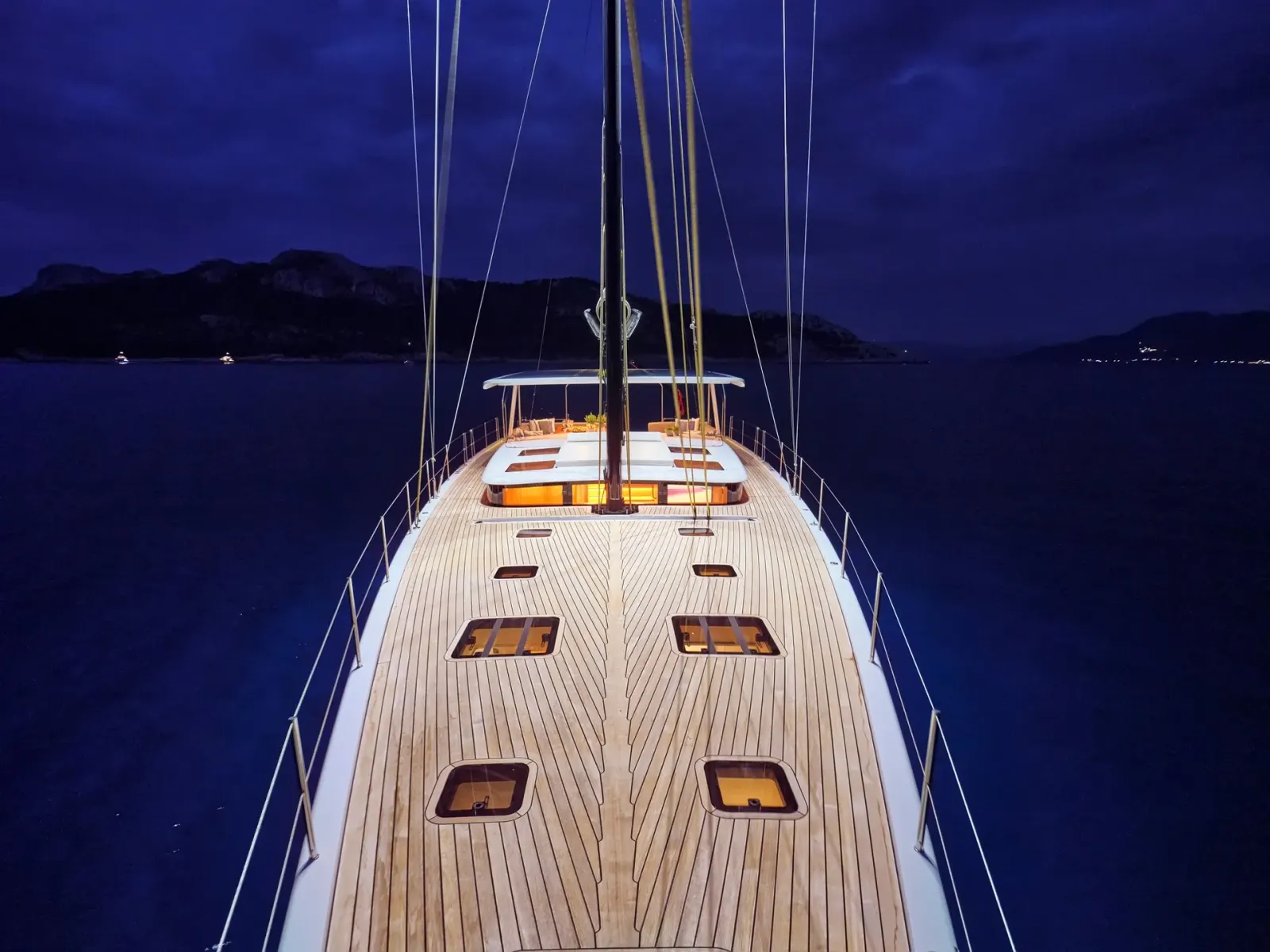 Nadamas sailing in Athens
