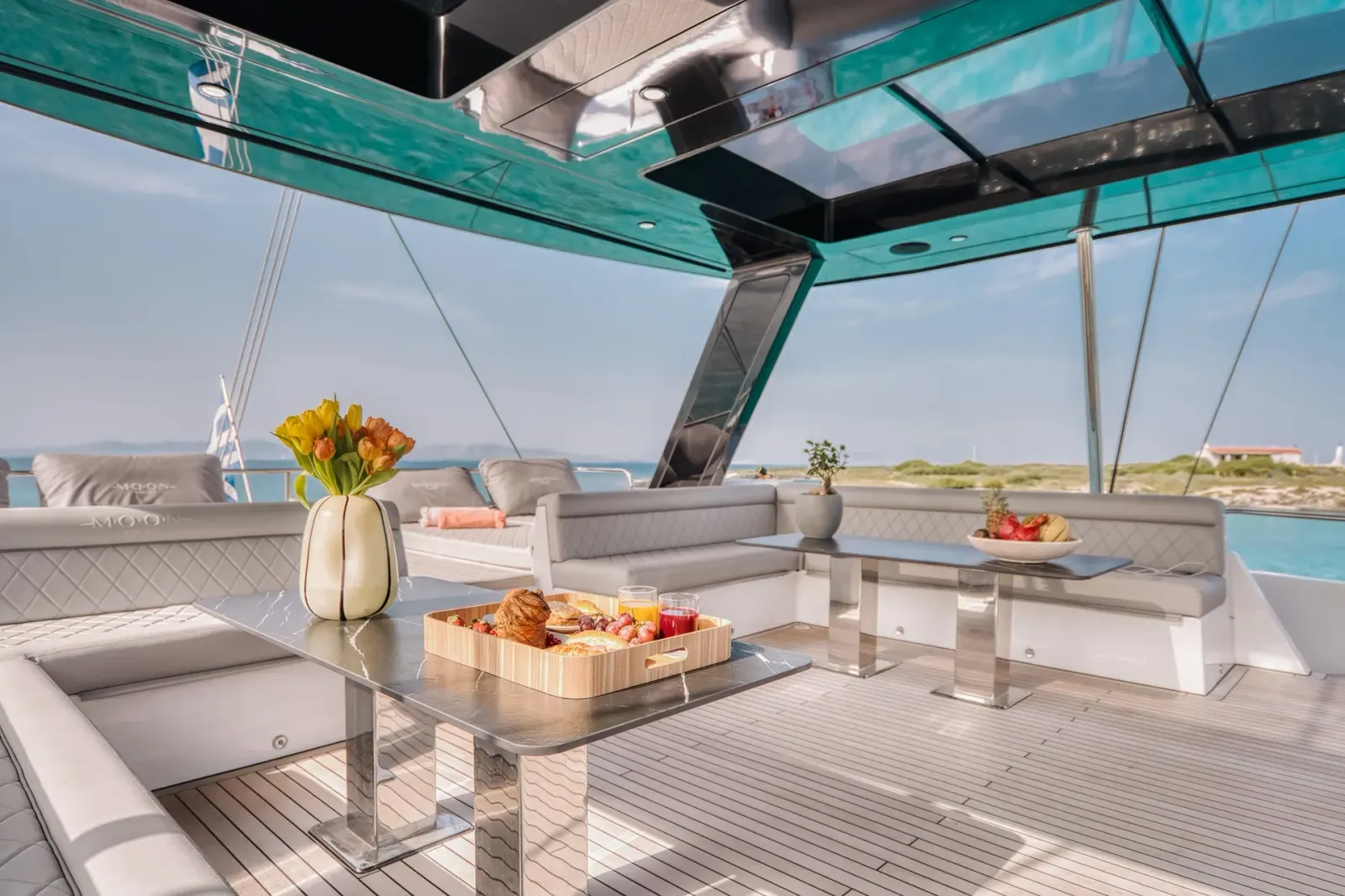 Seabarit LX sailing in Atina