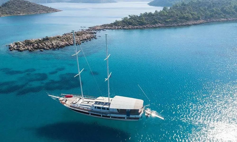 Koray Ege sailing in Göcek