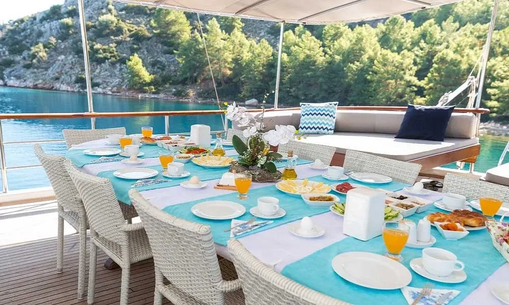 Koray Ege sailing in Göcek