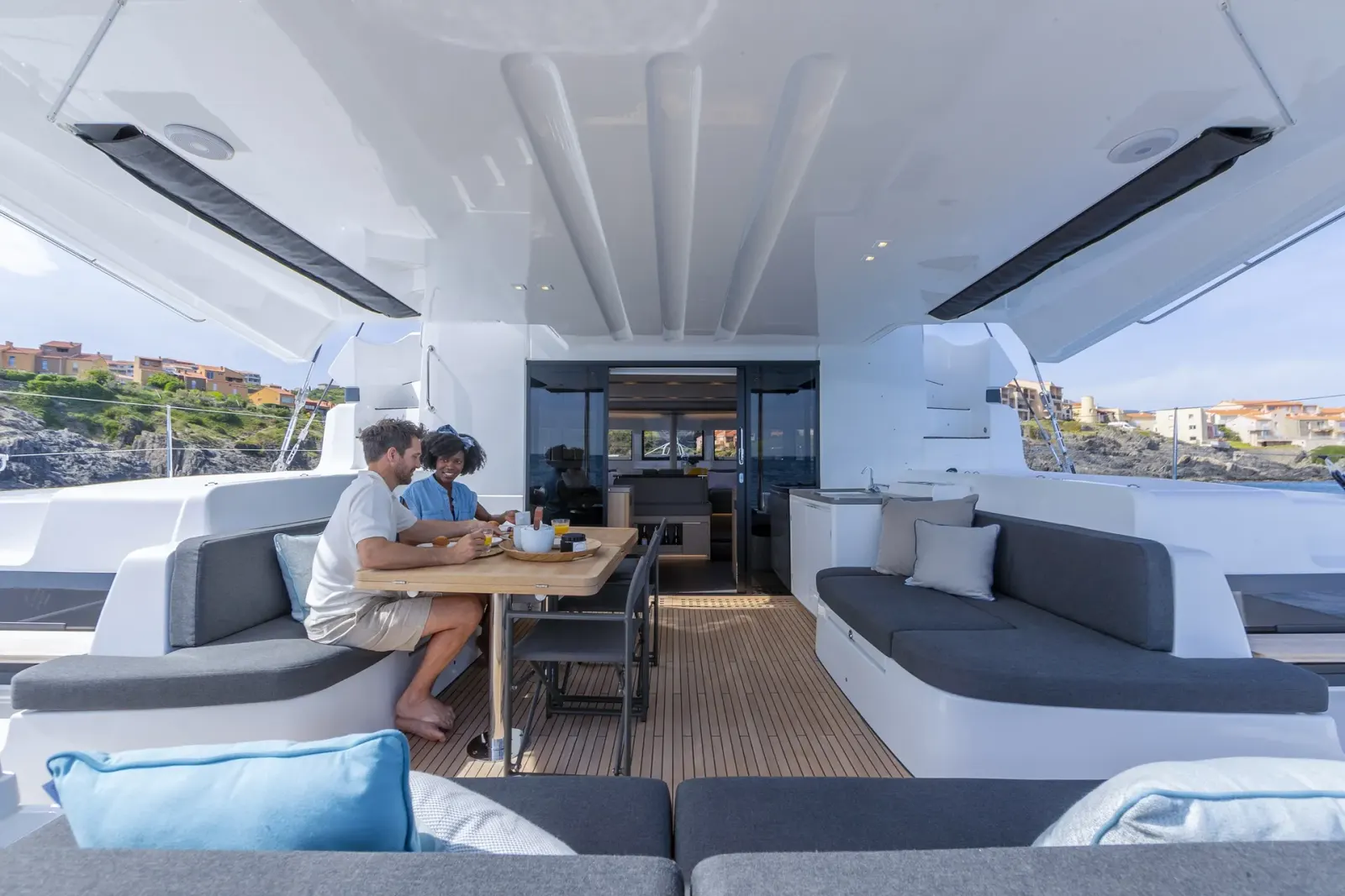 Babalu sailing in Athen