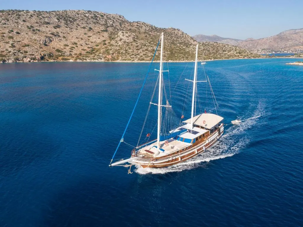 Seven 1 sailing in Bozburun