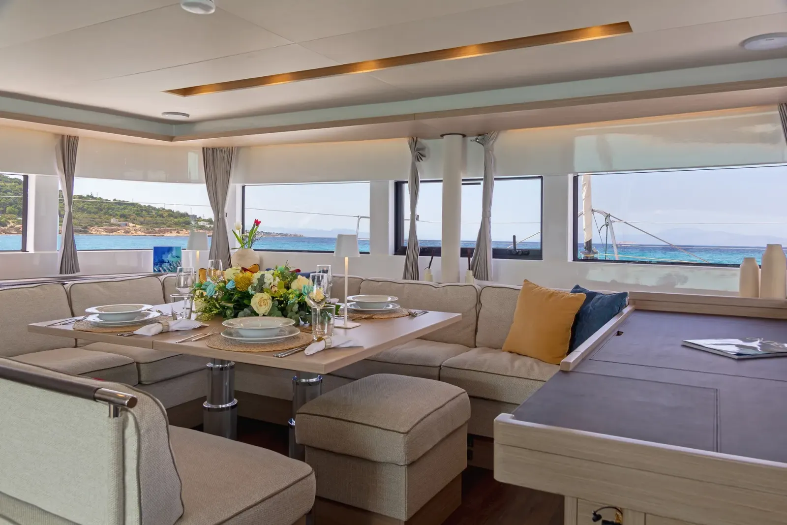 Effie Star sailing in Athen