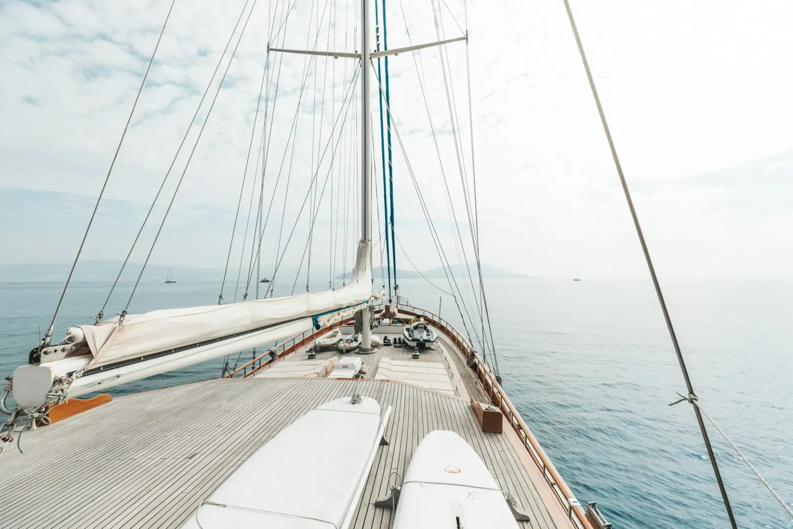 Kaya Guneri IV sailing in Bodrum