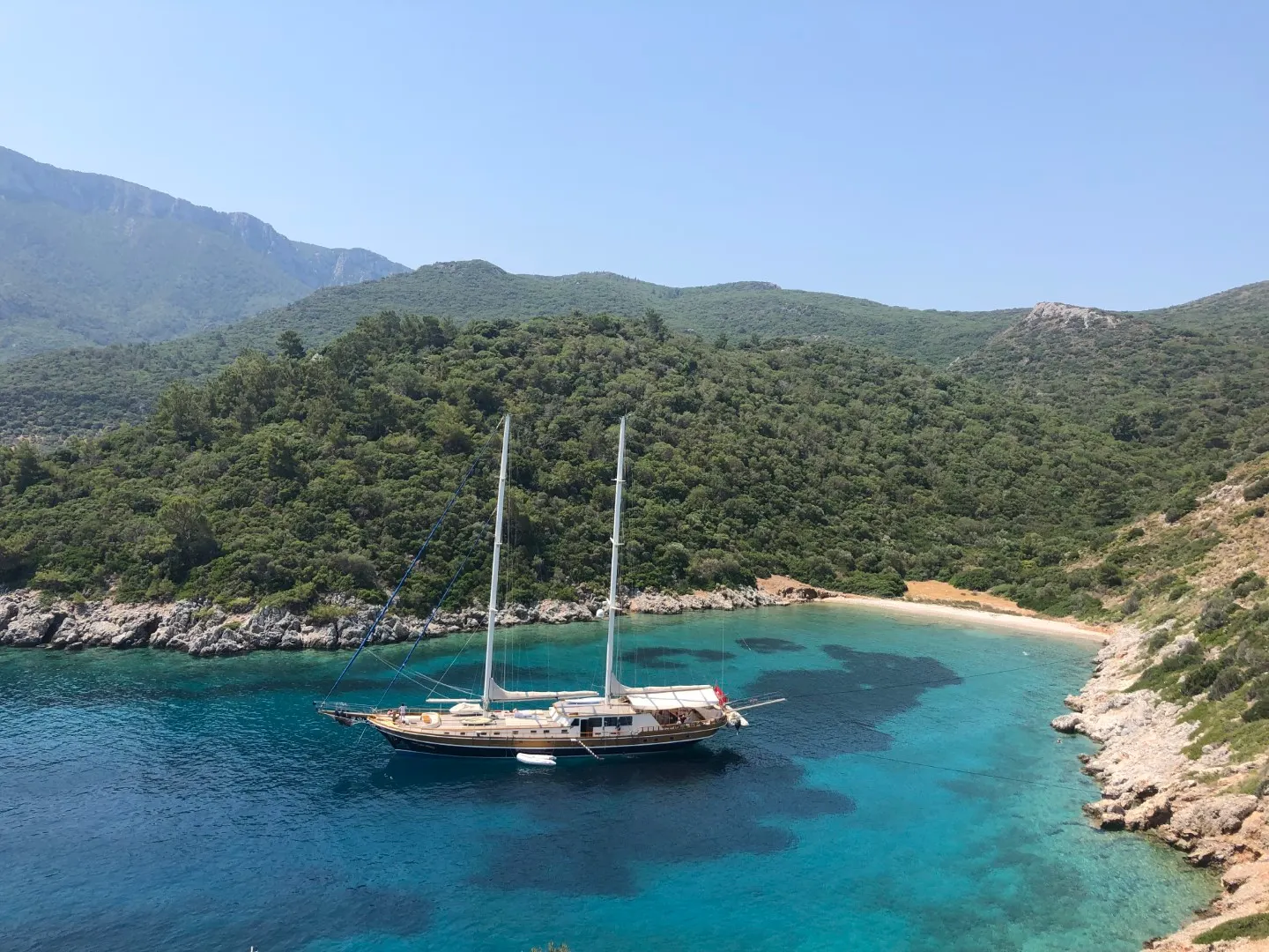 Kaya Guneri IV sailing in Bodrum