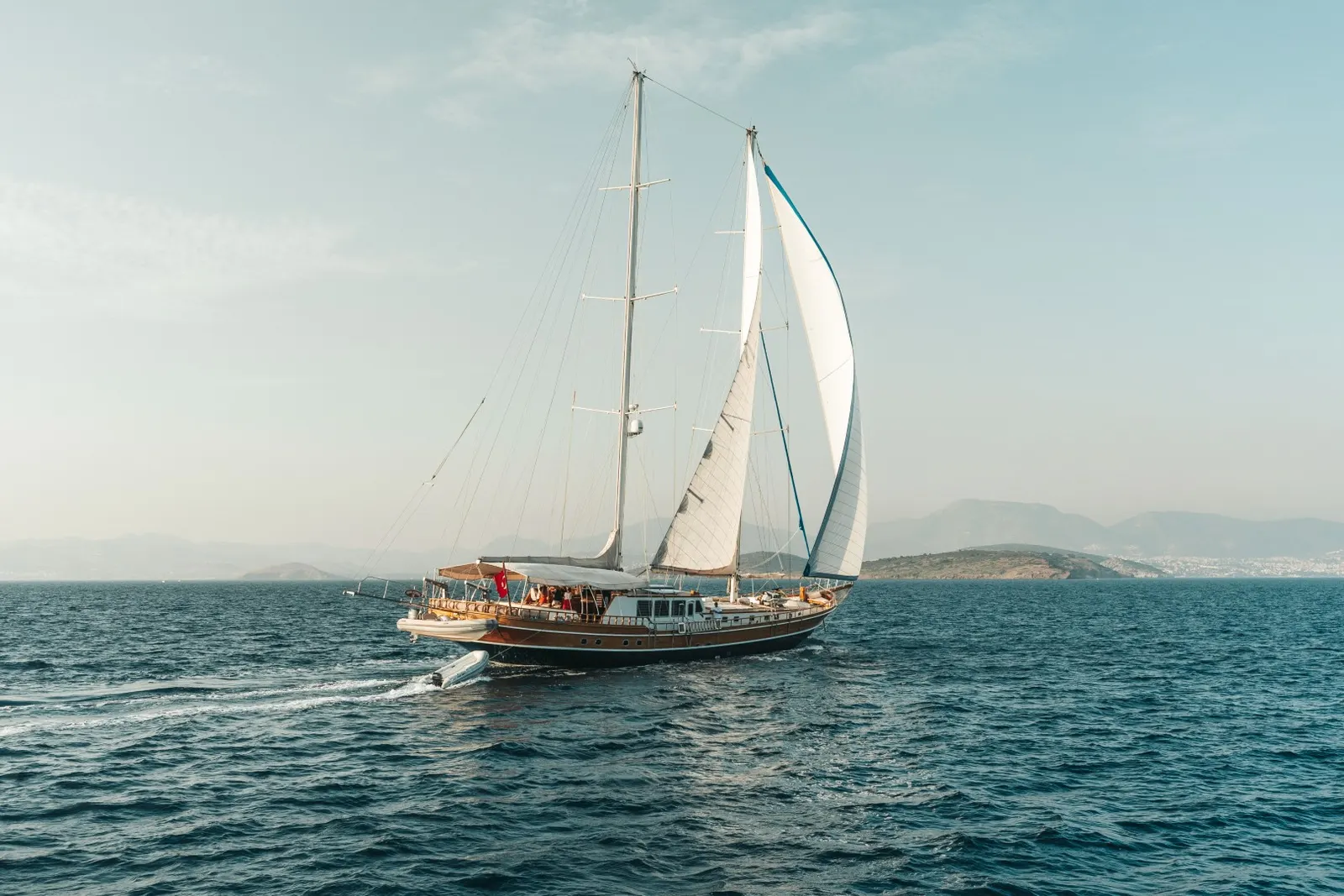 Kaya Guneri IV sailing in Bodrum