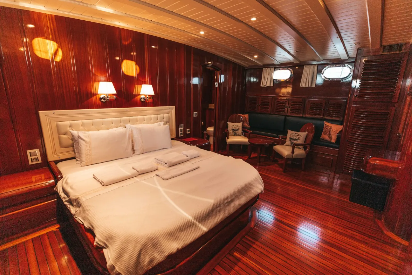 Kaya Guneri Plus sailing in Bodrum
