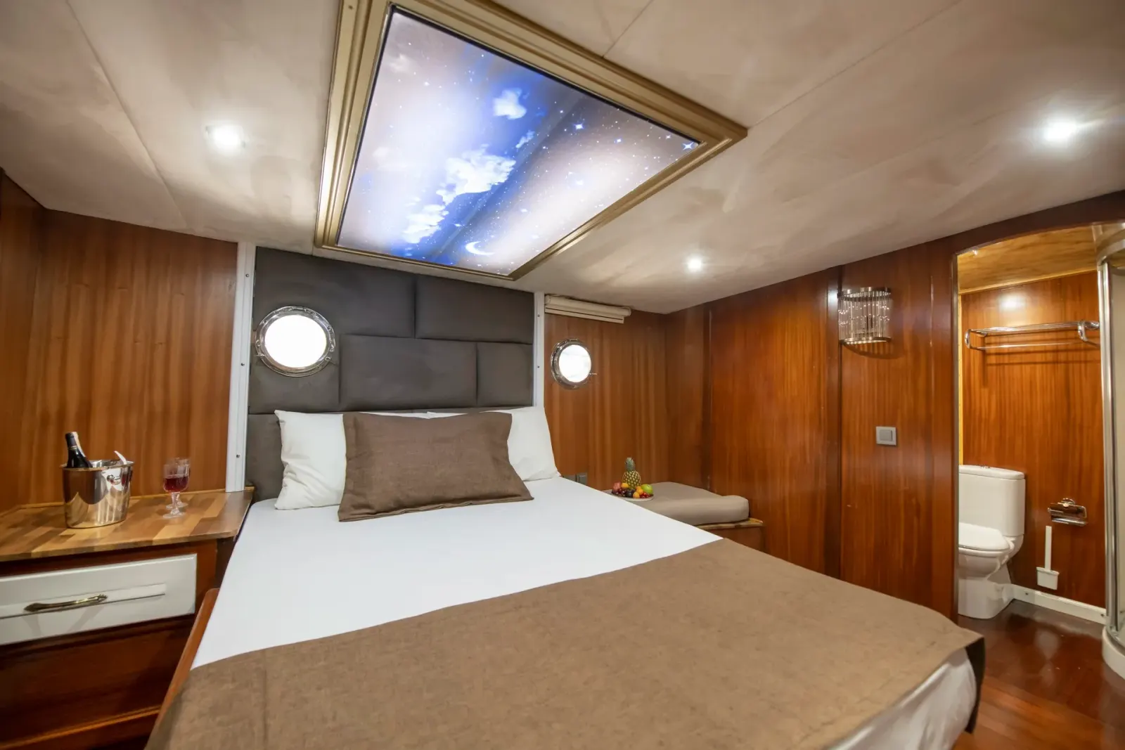 Grand Acar sailing in Fethiye