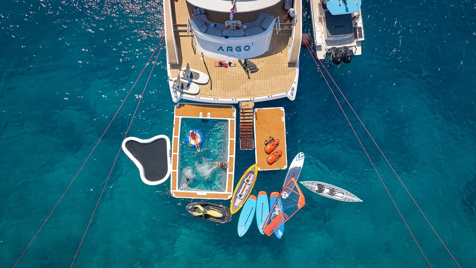 Argo sailing in Split