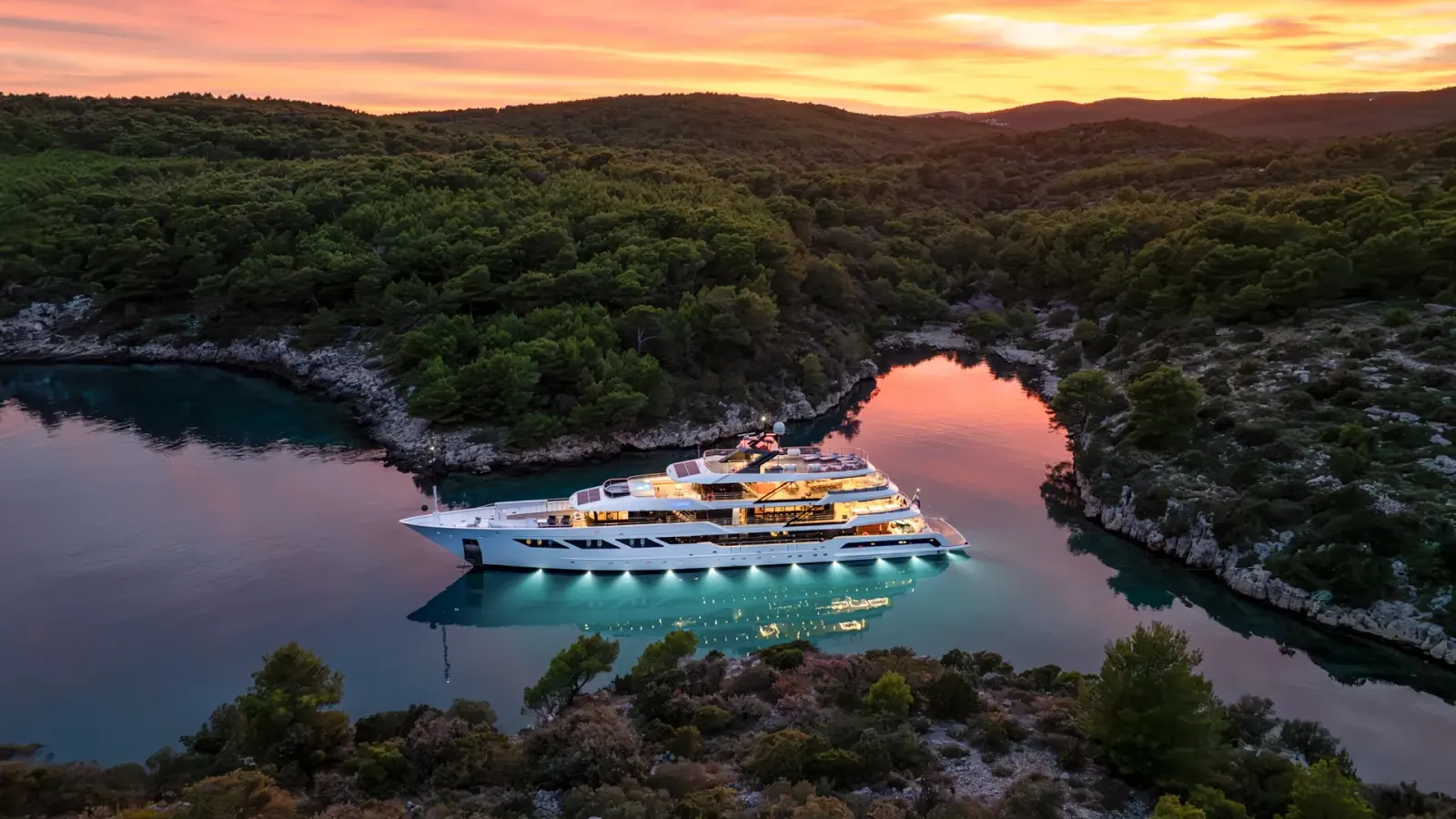 Argo sailing in Split