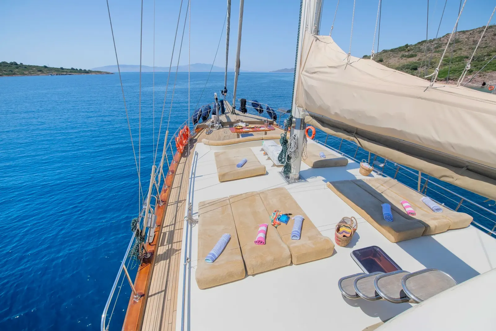 Happy Hours sailing in Bodrum