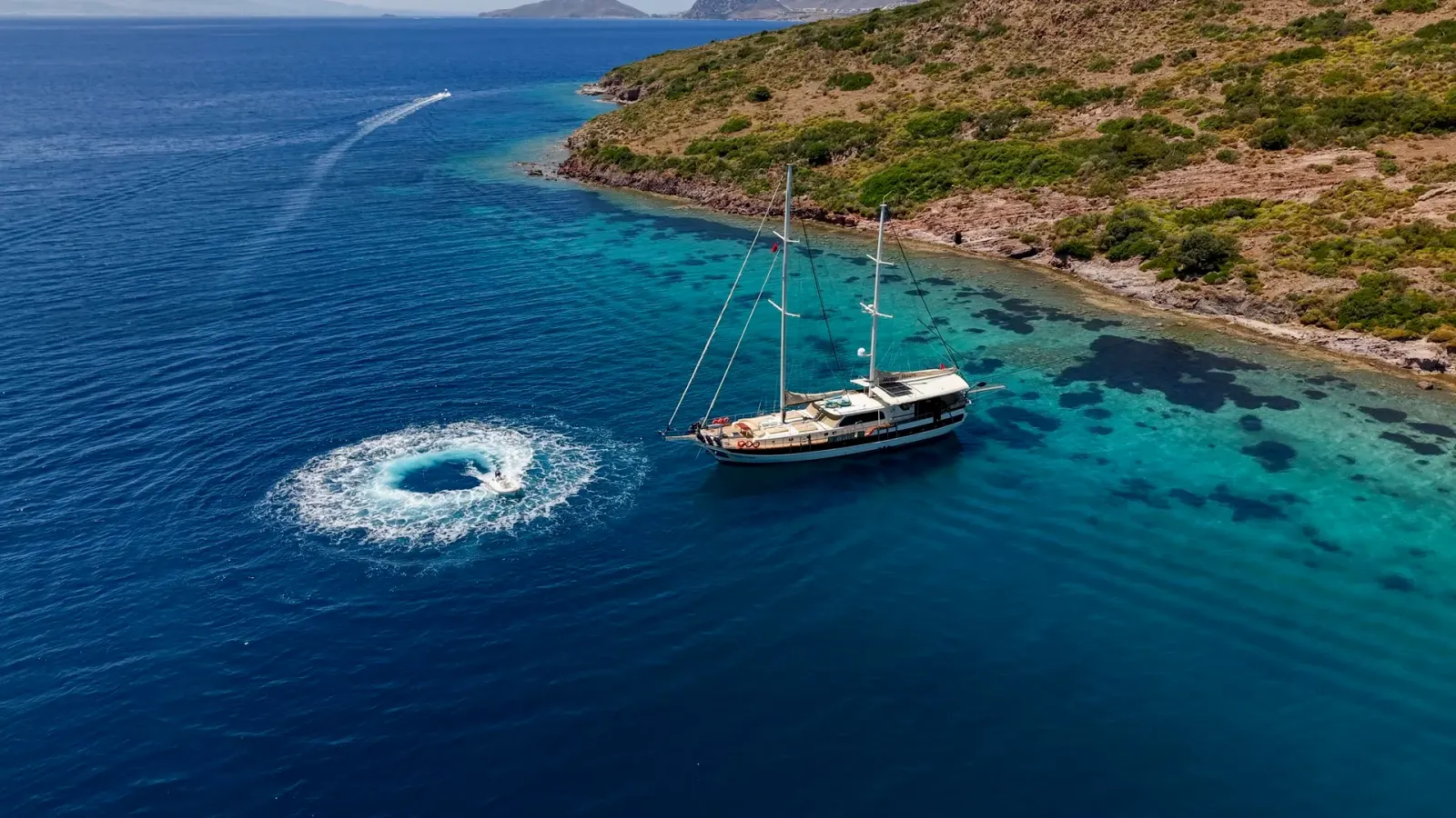 Happy Hours sailing in Bodrum