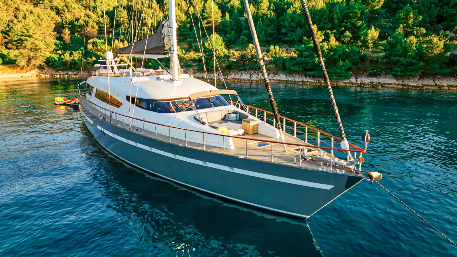 San Limi sailing in Split