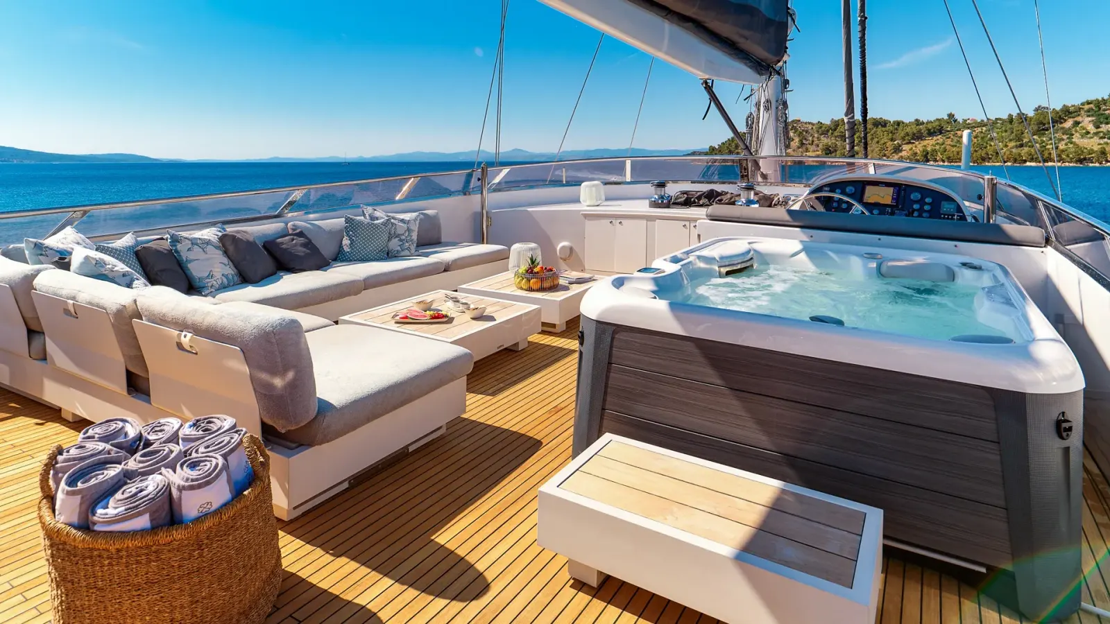 San Limi sailing in Split