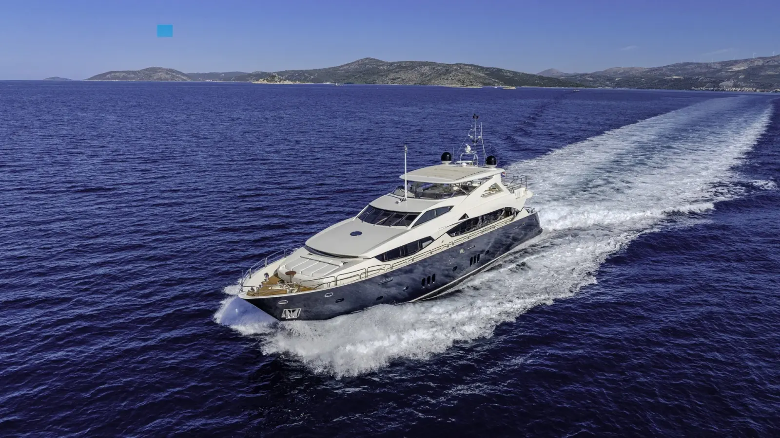 Arago Motor Yacht interior cabin view