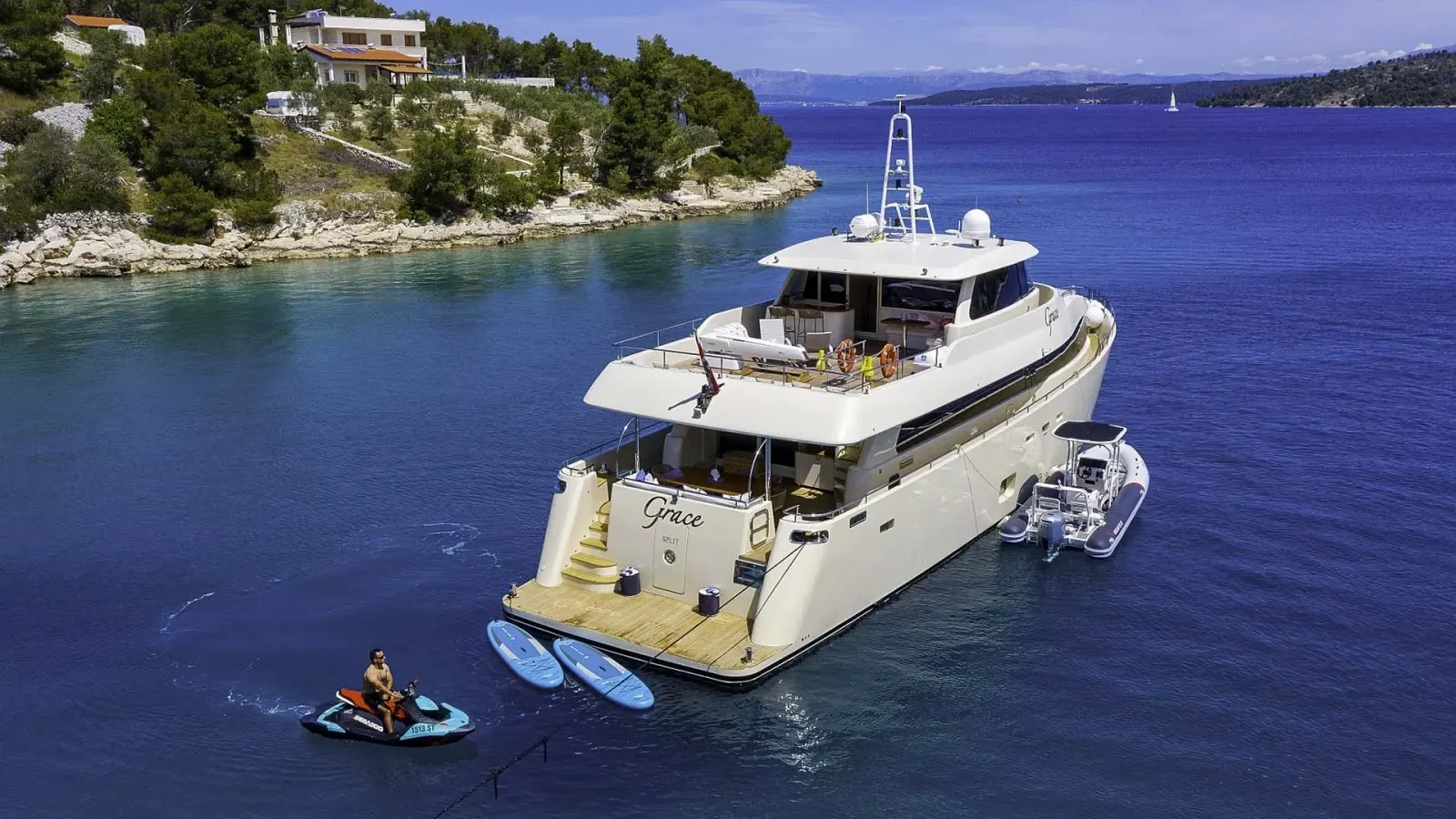 Grace sailing in Split
