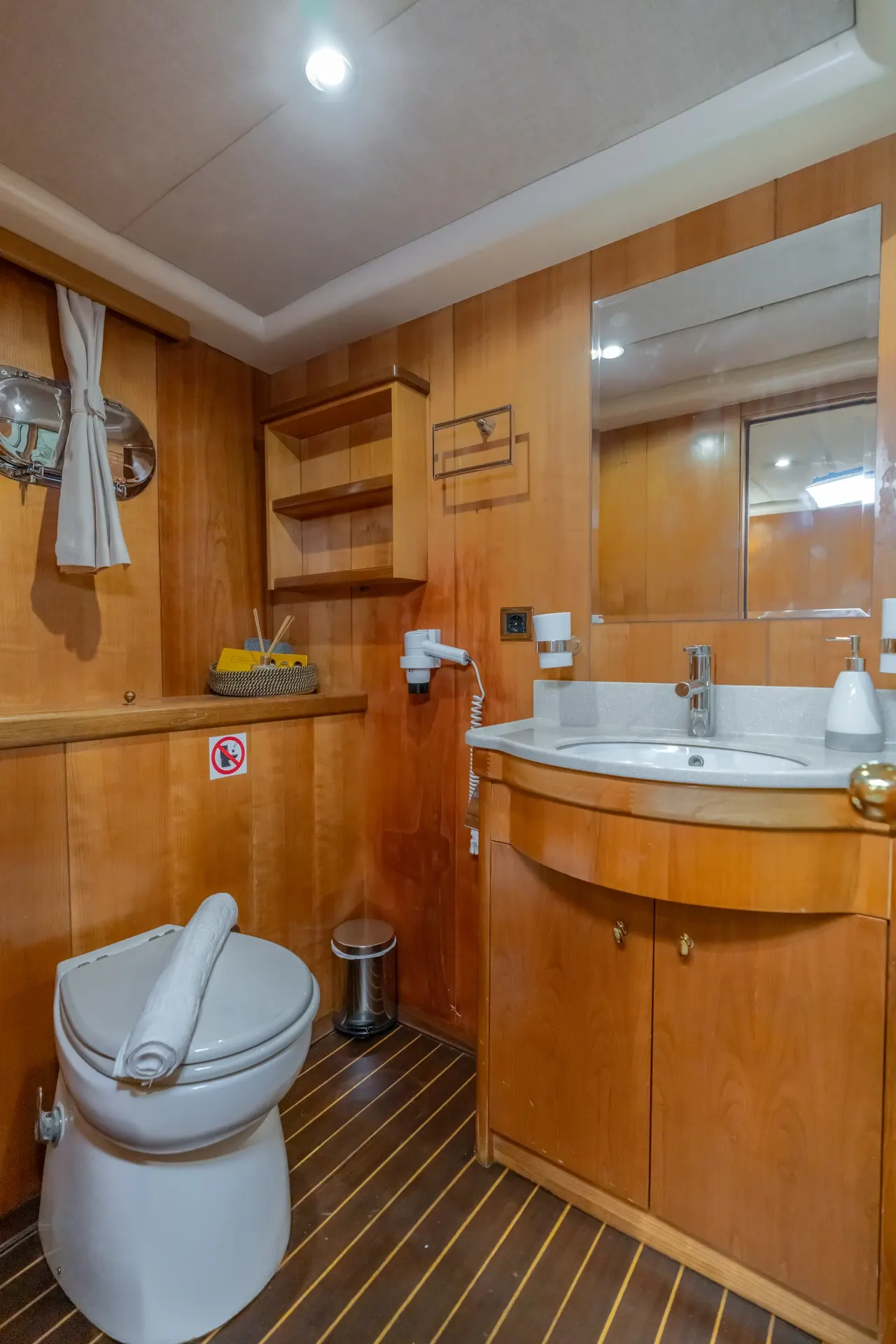 Queen of Sea sailing in Bodrum