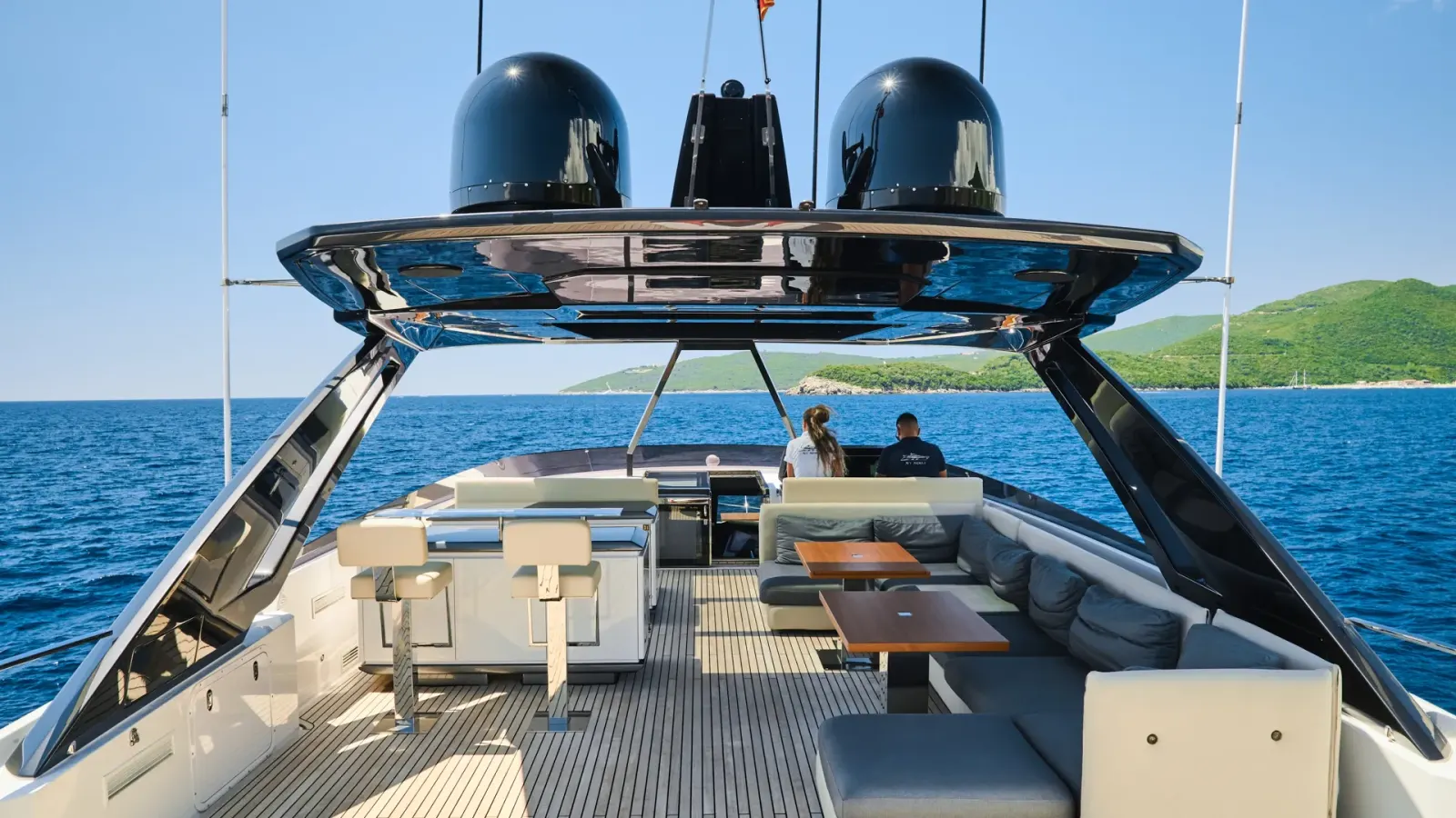 Mandra II sailing in Herceg Novi