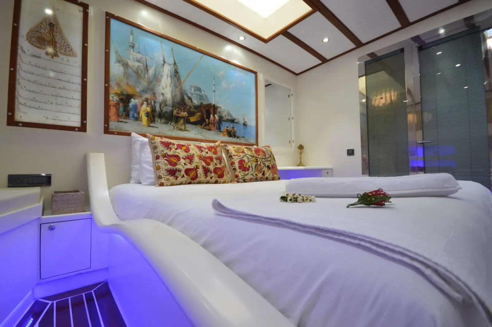 Gul Sultan sailing in Bodrum