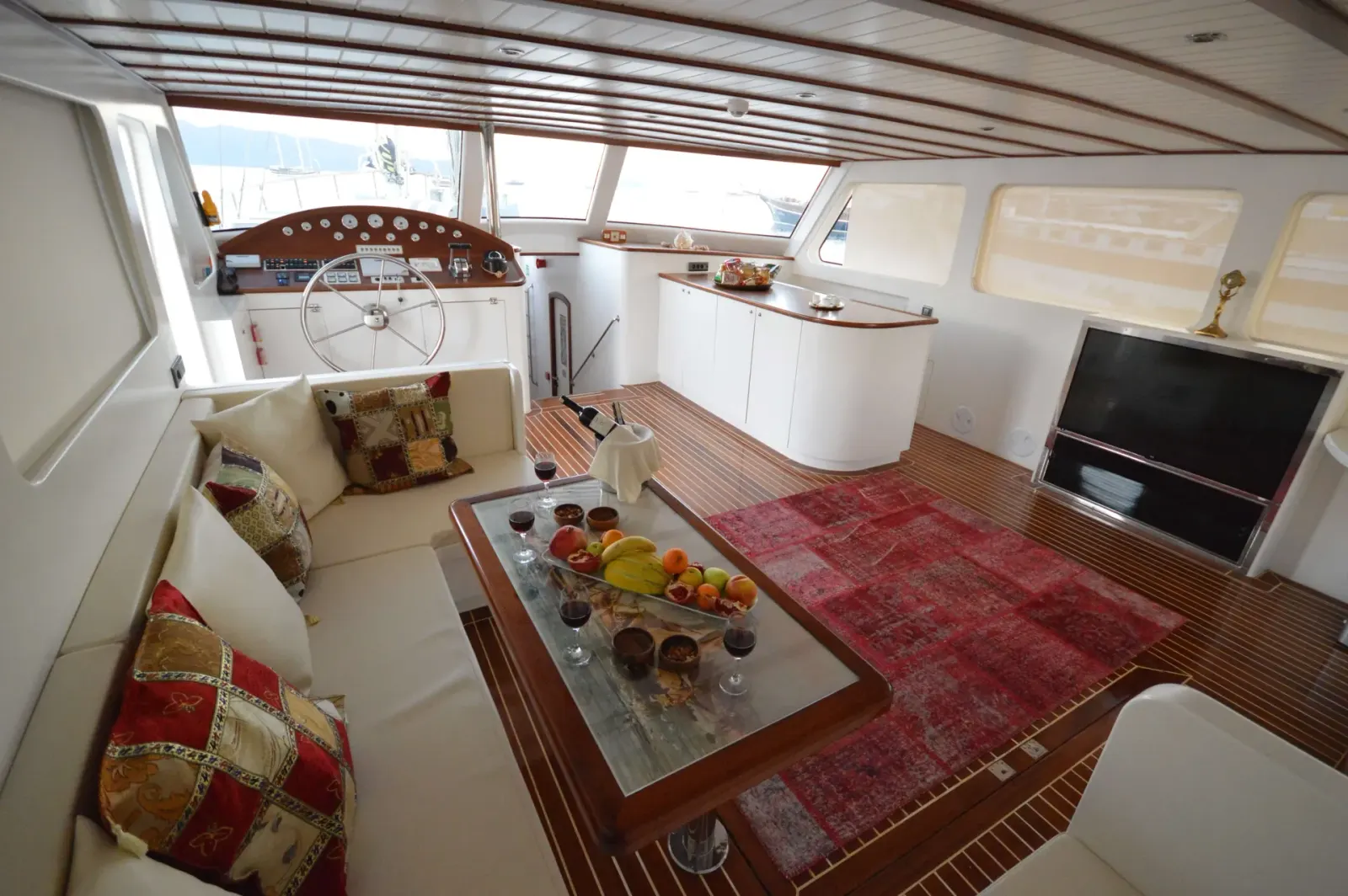 Gul Sultan sailing in Bodrum
