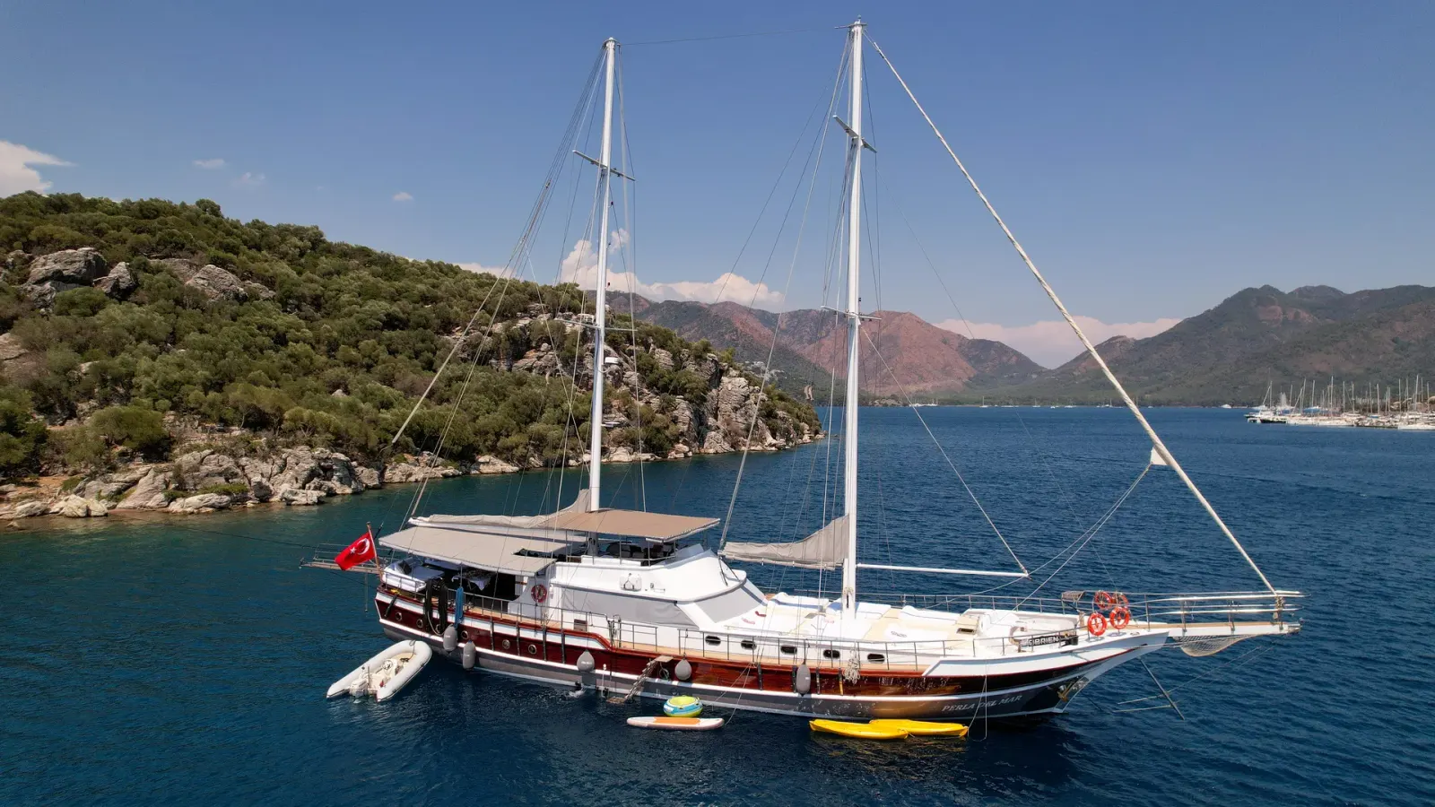Perla del Mar sailing in Marmaris