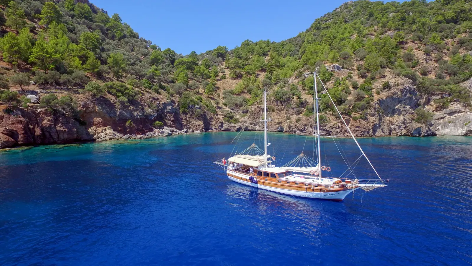 Perla del Mar I sailing in Marmaris