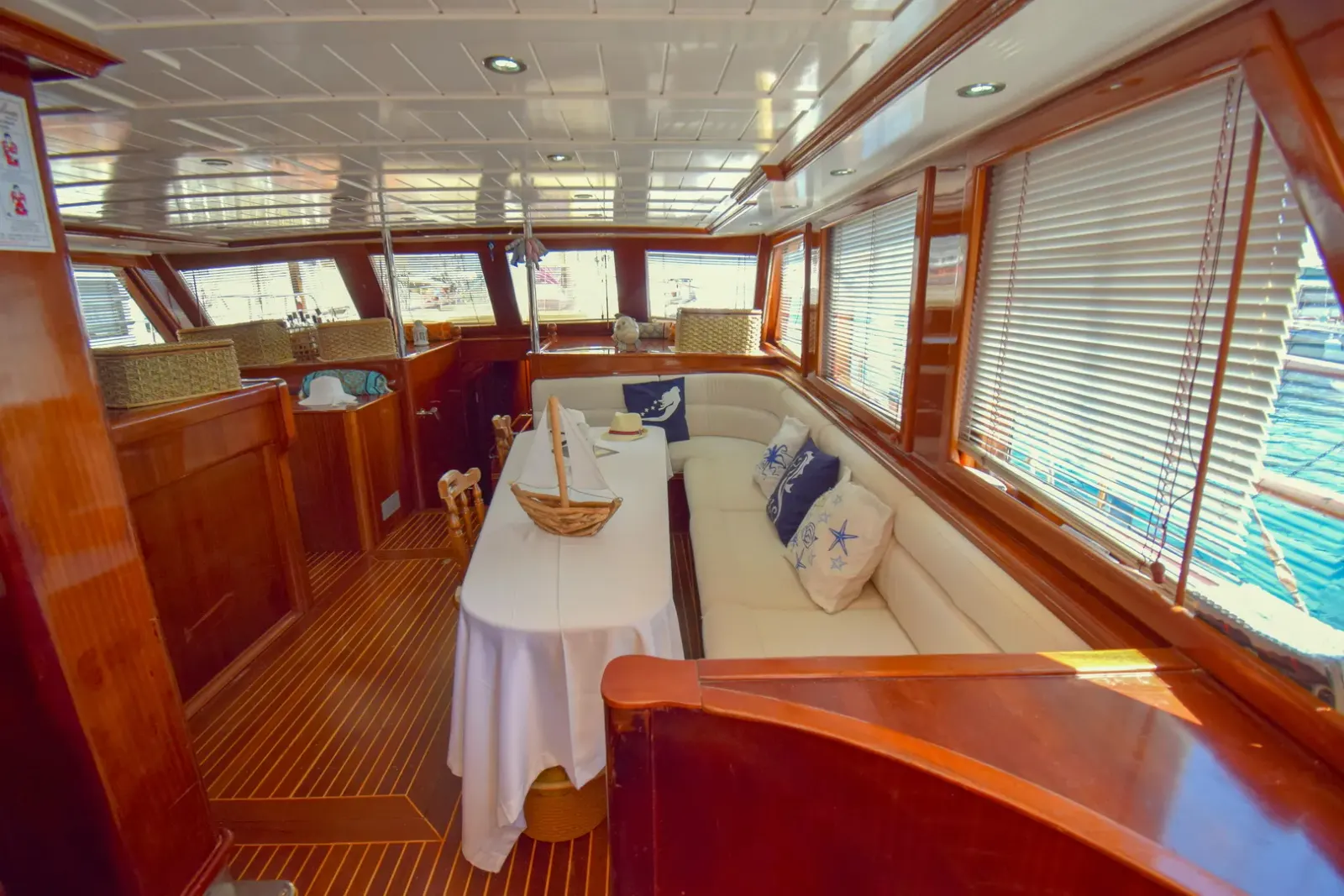Perla del Mar I sailing in Marmaris